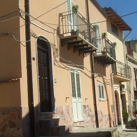 Casa Dei Sogni Frühstückspension Burgio (Agrigento)